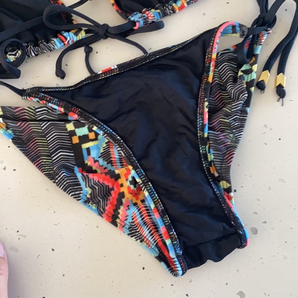 L*Space-Aztec Print Bikini - Picture 6 of 9